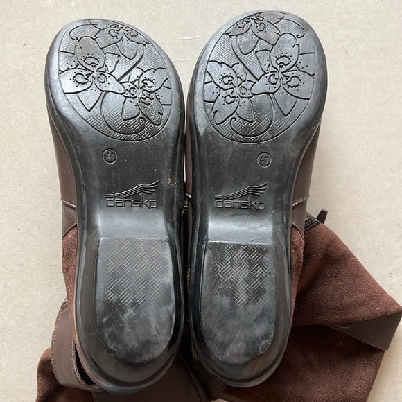 Dansko women’s boots - Picture 6 of 7